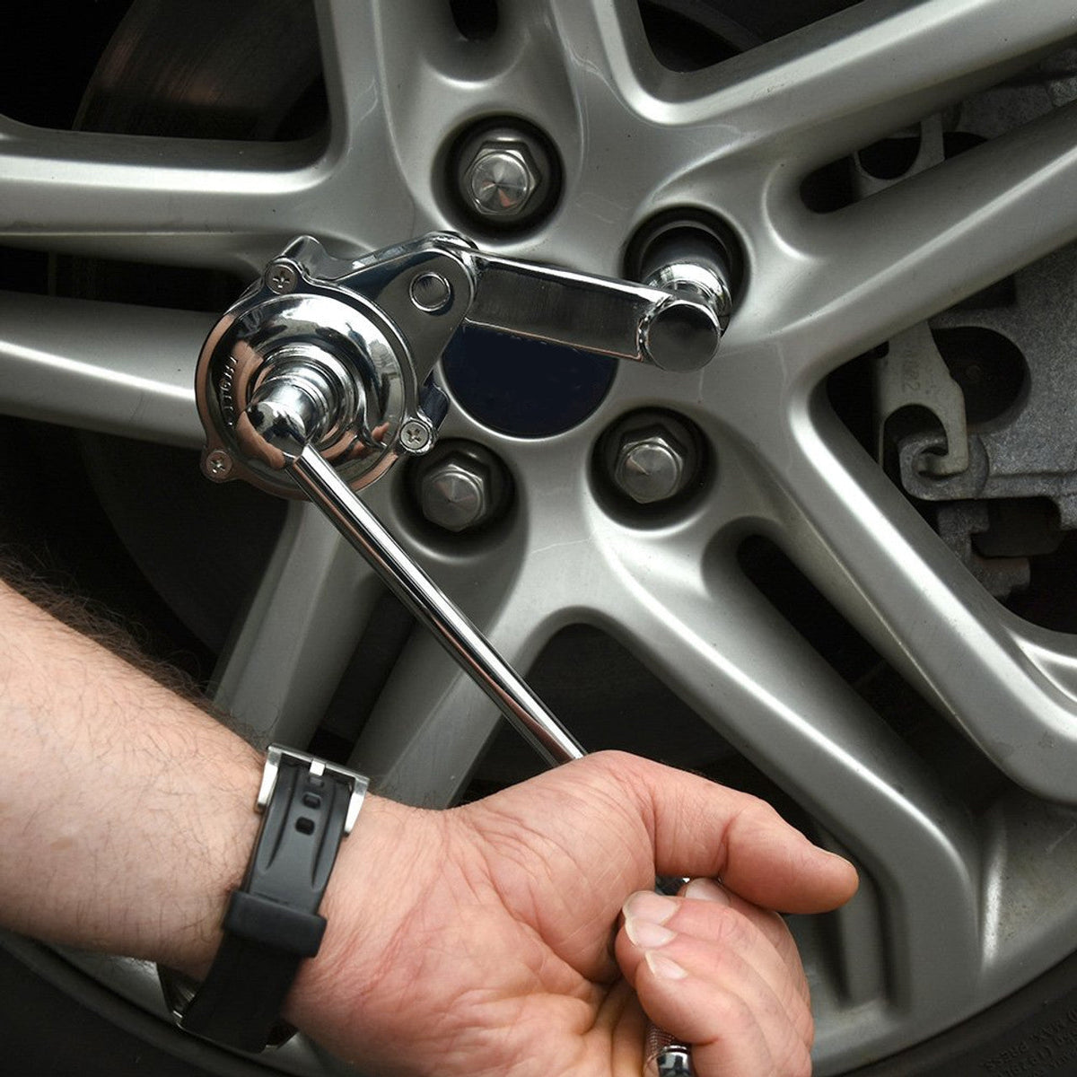 🔧 Kit di smontaggio pneumatici con moltiplicatore di coppia