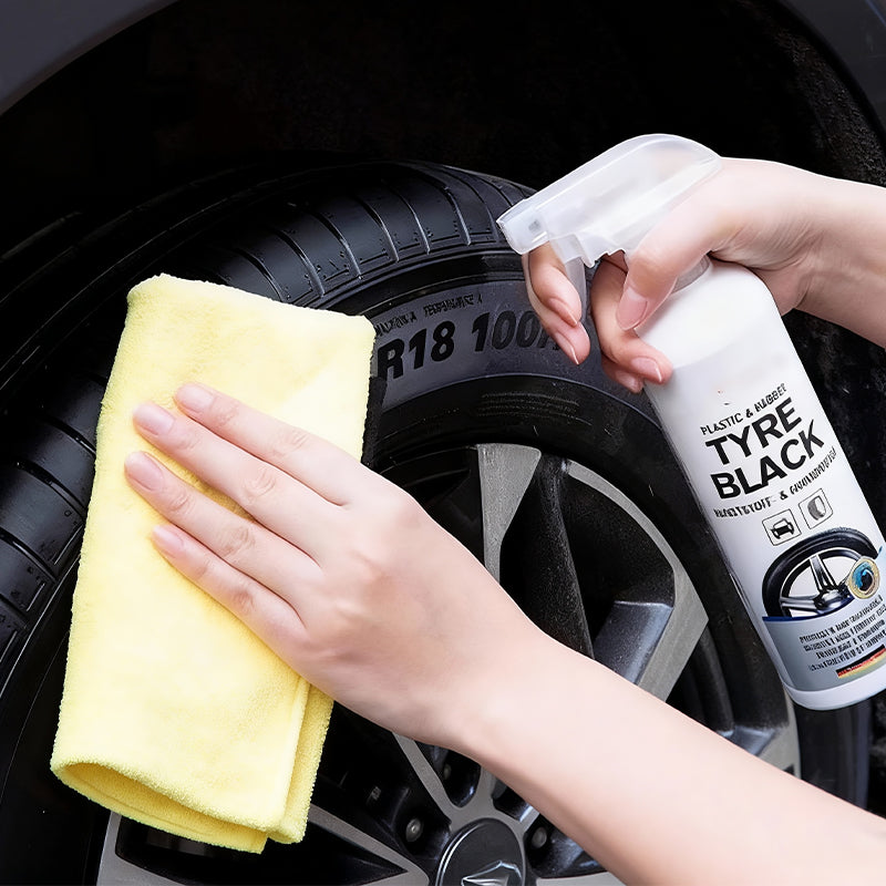 Spray abrillantador y protector para neumáticos de plástico y cauch