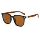 Gafas de sol clásicas con montura cuadrada de madera y lentes polarizadas