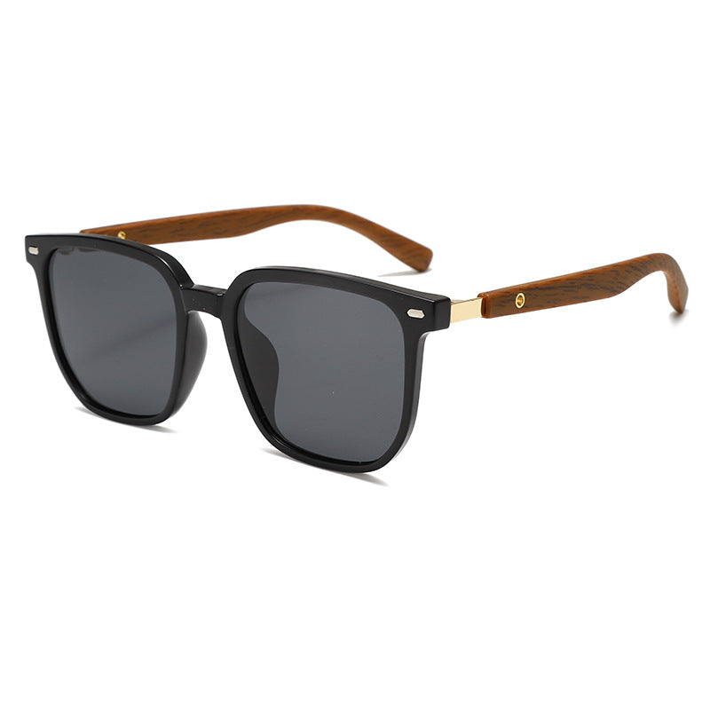 Gafas de sol clásicas con montura cuadrada de madera y lentes polarizadas