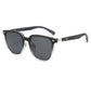Gafas de sol clásicas con montura cuadrada de madera y lentes polarizadas