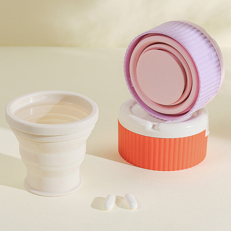 Organizador de pastillas con vaso de silicona plegable