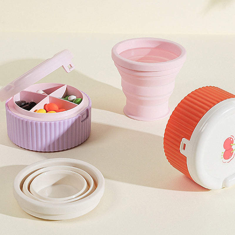 Organizador de pastillas con vaso de silicona plegable