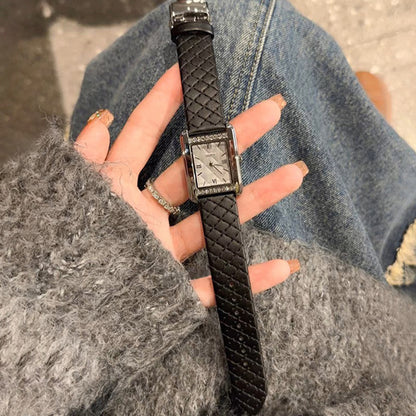 Reloj rectangular de mujer con diamantes de imitación resistentes al agua