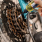 Lubricante antioxidante multiusos para cadenas mecánicas