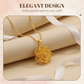 Collar con dije de flor en elegante tono dorado