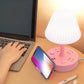 Lámpara de mesa con puerto USB y enchufe