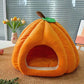 Cama para mascotas semi-cerrada, cálida y acogedora