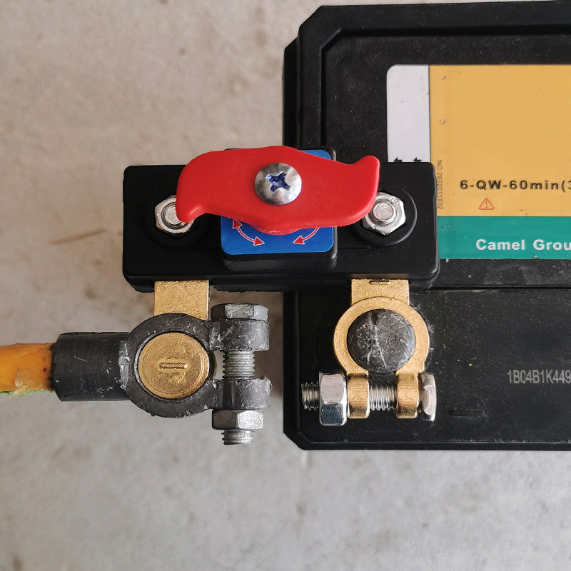 🔋 ¡COMPRA 2 LLEVA 1! ✨ Interruptor de Desconexión para Batería de Auto - 12V/24V 250A con Mando a Distancia para Mayor Seguridad y Ahorro de Energía 🚗💨