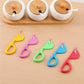 Utensilio de cocina para abrir intestinos de aves