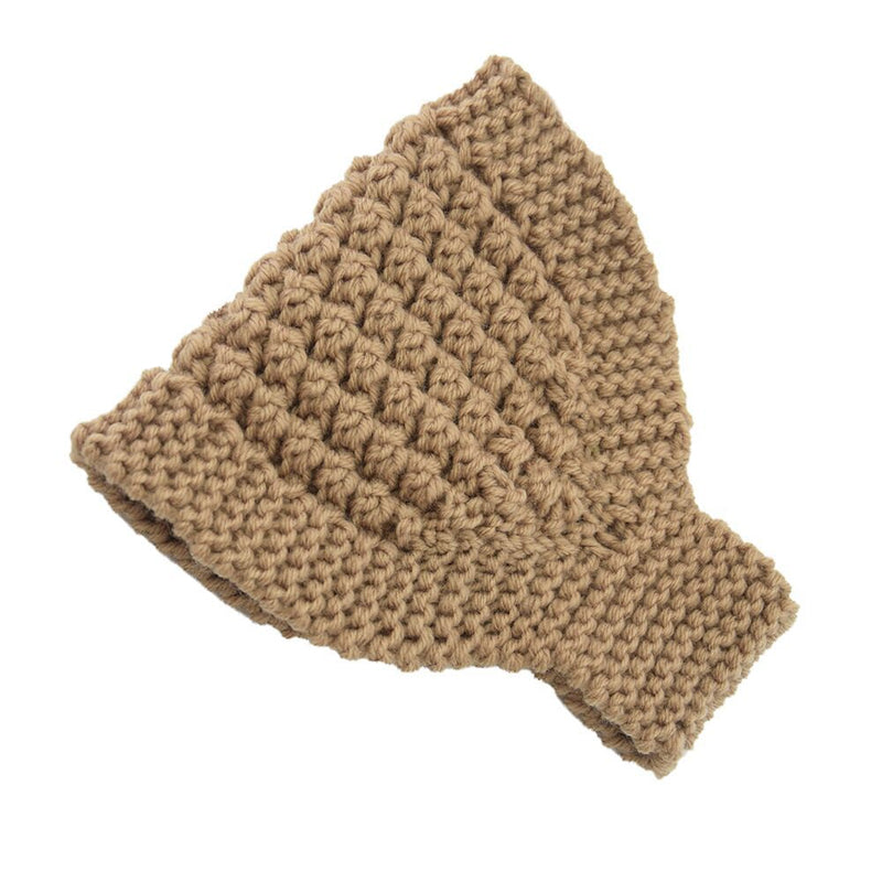 Gorro de mujer con cola de caballo hueca