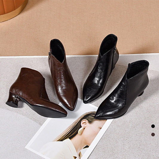 Botas de mujer de moda con tacón grueso y punta fina