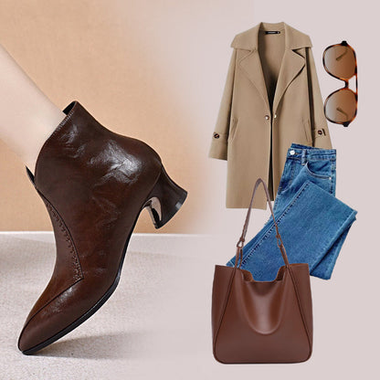 Botas de mujer de moda con tacón grueso y punta fina