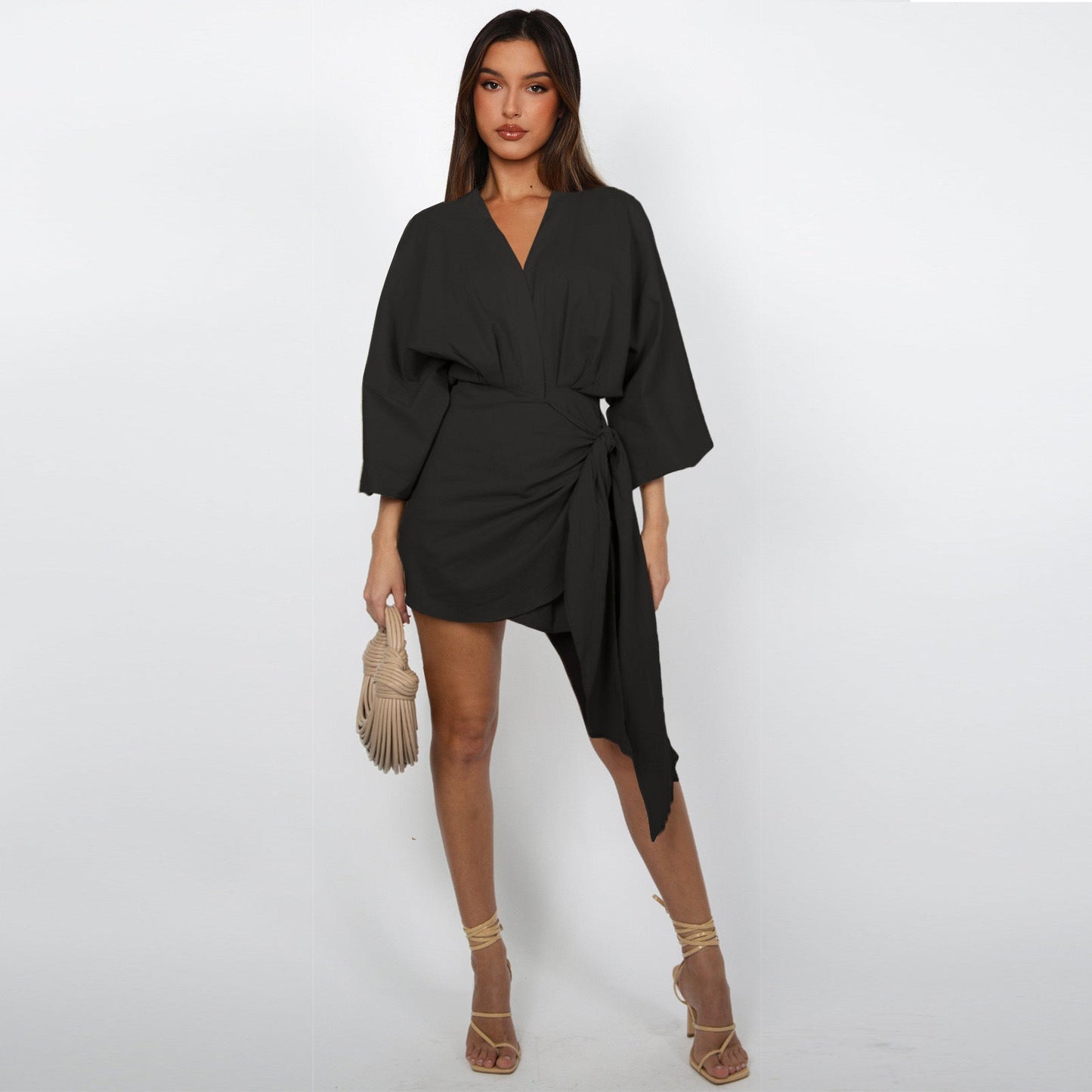 【MÁS VENDIDO】🔥1º en Trajes🔥 Escote cruzado que enmarca, lazo que define: el vestido que te entiende. 👗💫Para la mujer que sabe que la elegancia está en los detalles. ✨👗
