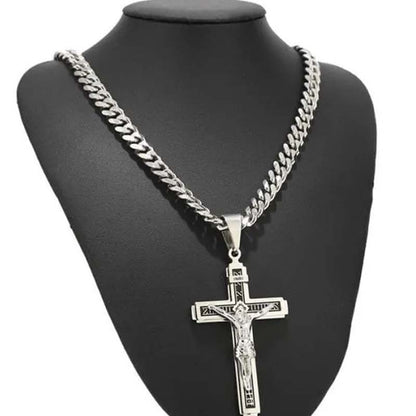 Collar de Cruz Delicado de Elegancia Atemporal