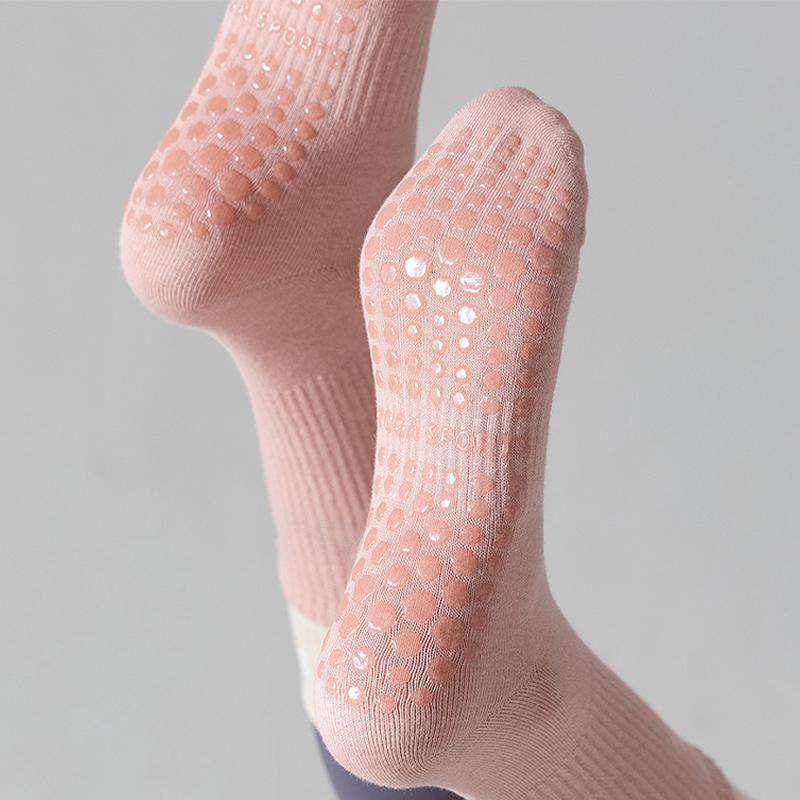Calcetines cortos Cloud-Soft Pilates con suela antideslizante