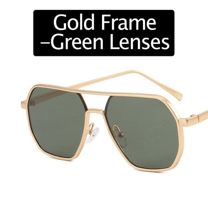 Gafas de sol de montura irregular con protección UV y lentes polarizada