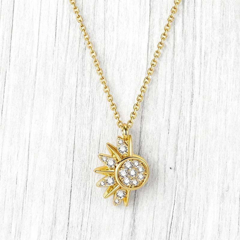 Collar Colgante Sol y Luna con Strass