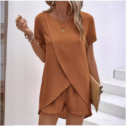 Conjunto de 2 Piezas para Dama con Top Asimétrico y Shorts