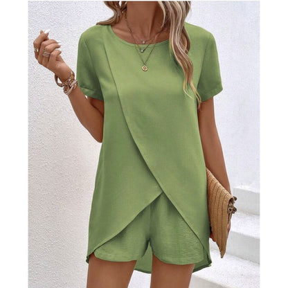 Conjunto de 2 Piezas para Dama con Top Asimétrico y Shorts