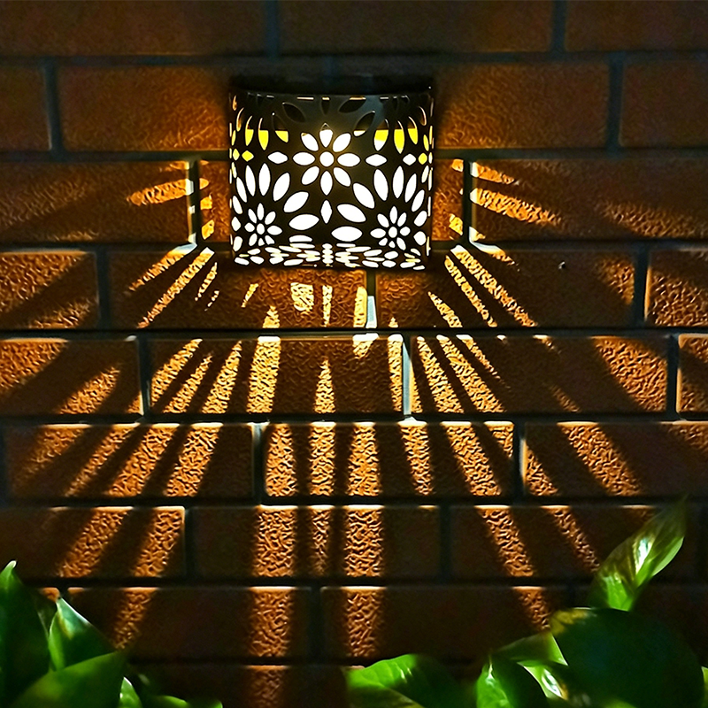 Aplique de pared con hueco alimentado por energía solar