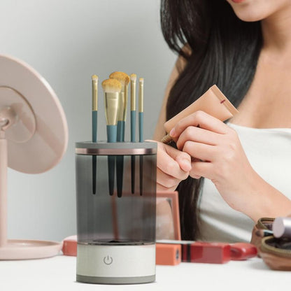 Un regalo fantastico! Pulitore elettrico per pennelli da trucco